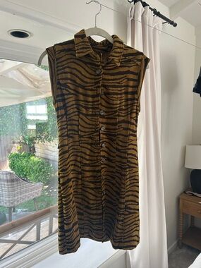 Sleeveless Tiger-Print Button-Front Dress in Brown